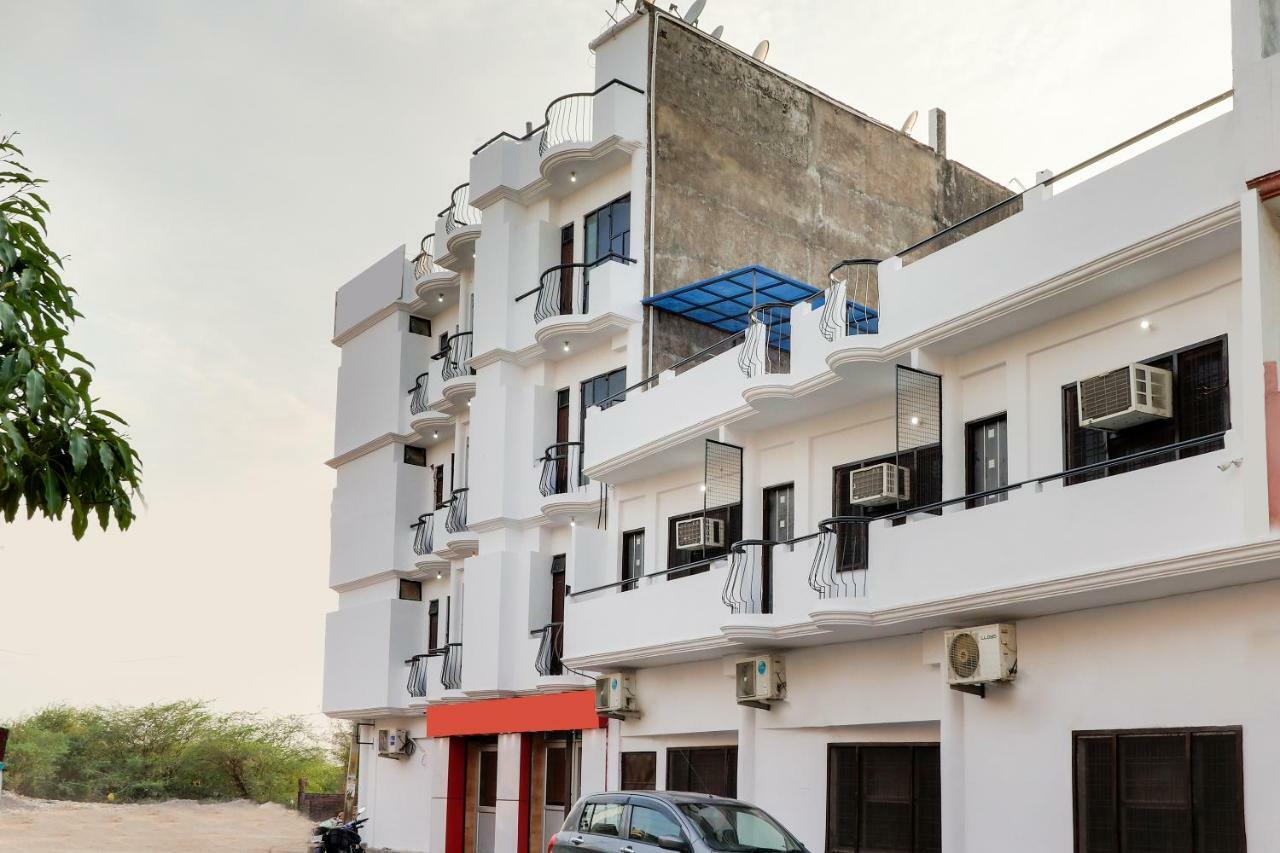 Spot On 38567 Hotel Aryan Lucknow Exterior foto